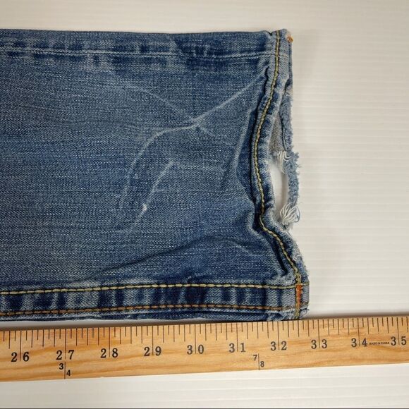 True Religion Rainbow Bobby Destroyed Distressed Jeans Mens 30x33 Denim - Picture 12 of 13